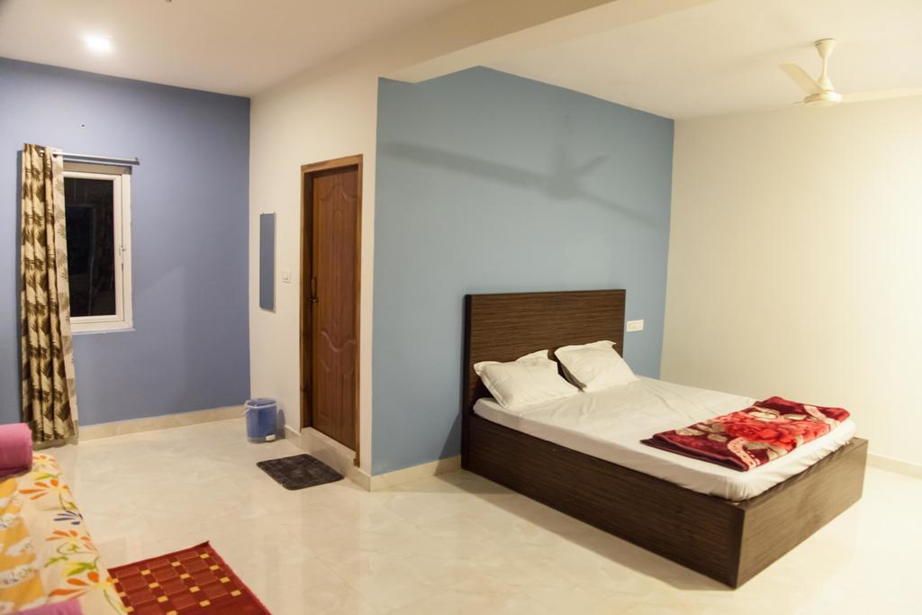 Petra Family Guest House Vālpārai Chambre photo