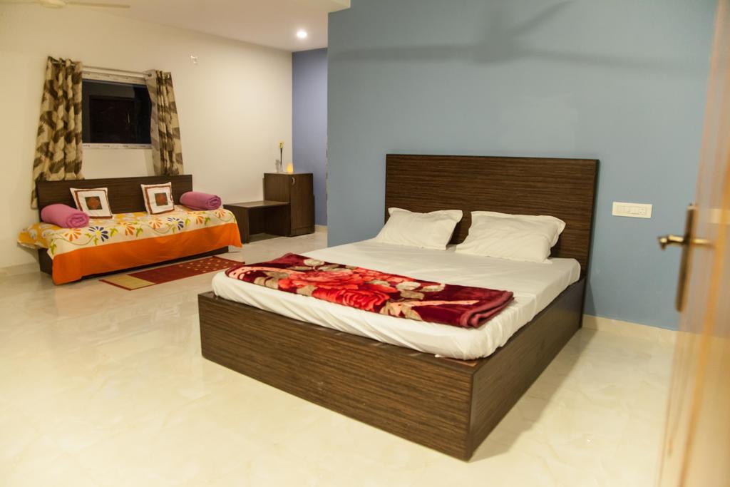 Petra Family Guest House Vālpārai Chambre photo