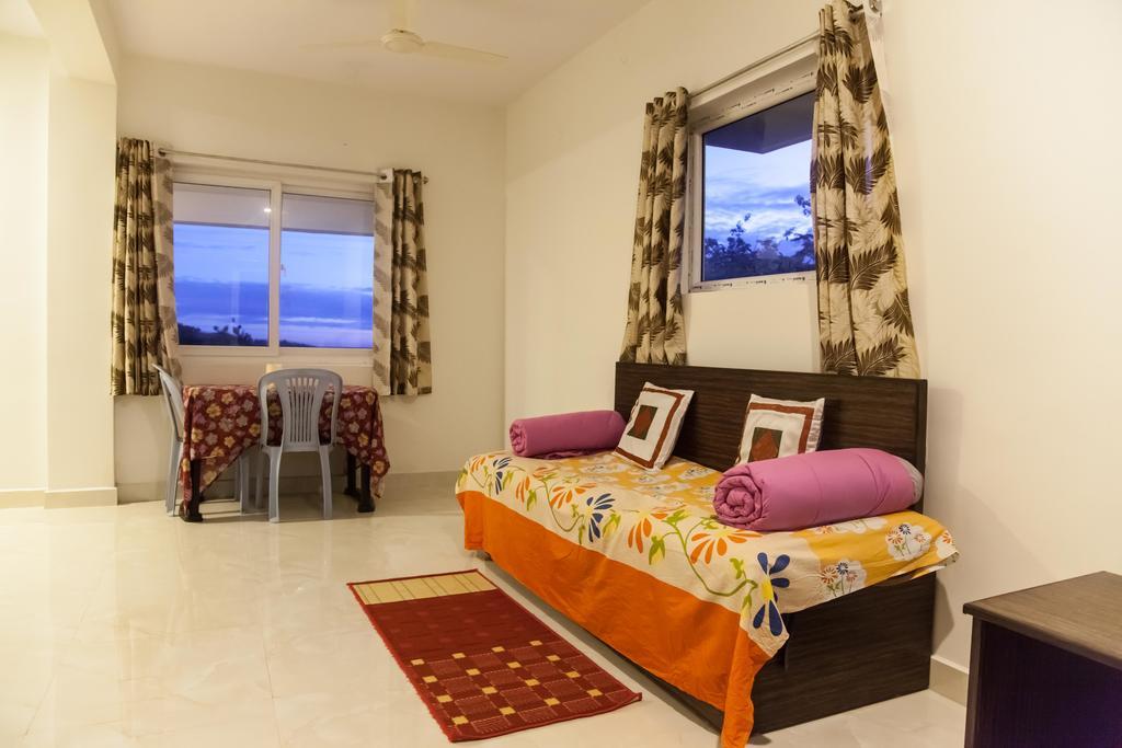 Petra Family Guest House Vālpārai Chambre photo