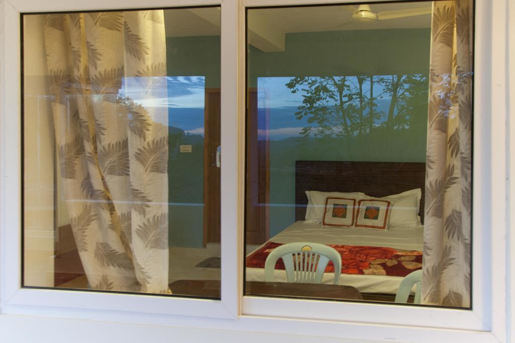 Petra Family Guest House Vālpārai Chambre photo